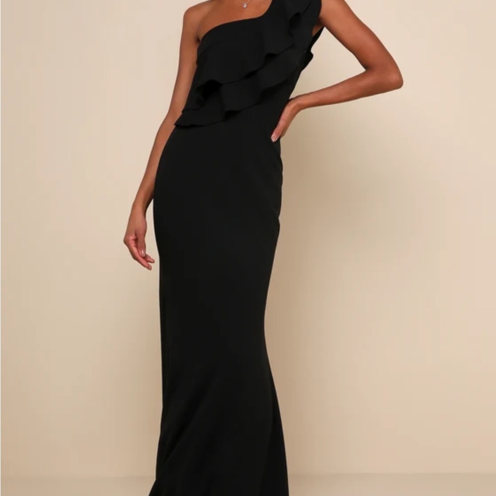 Lulu's One Shoulder Gown